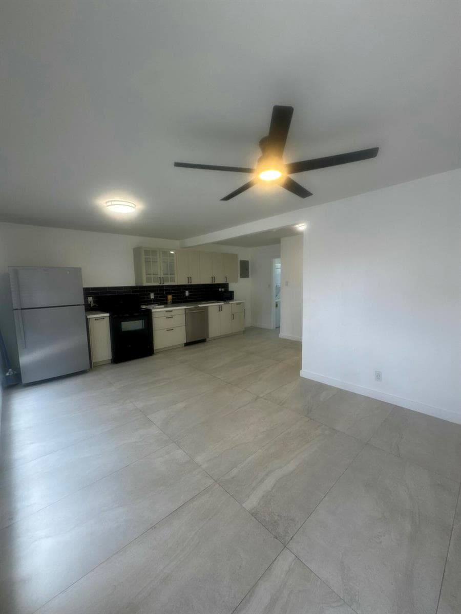 1505 NE 15th Avenue # 2, Fort Lauderdale FL 33304 photo 2