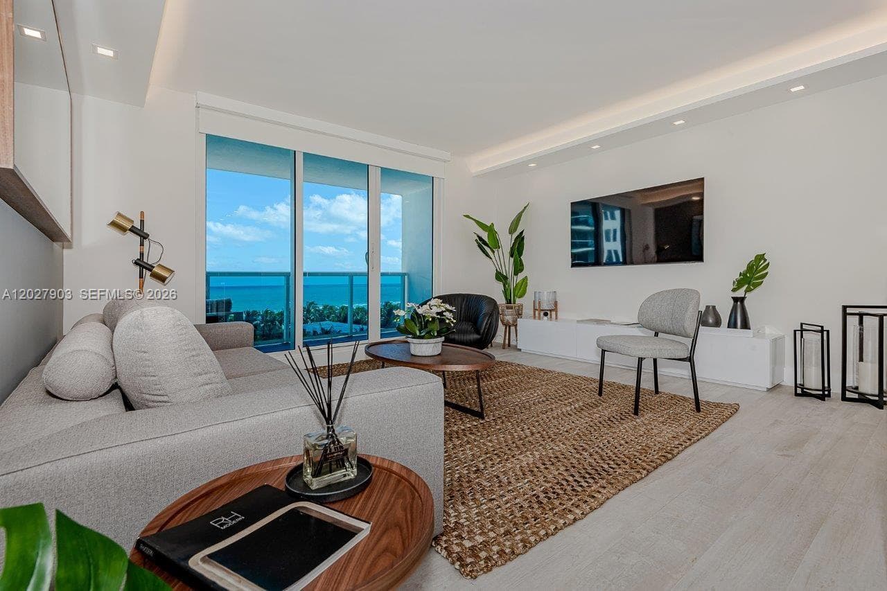 2301 Collins Ave # 739, Miami Beach, FL 33139 photo 2
