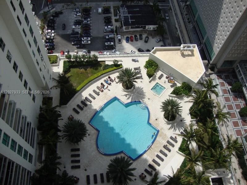 300 S Biscayne Blvd # 2909, Miami FL 33131 photo 3