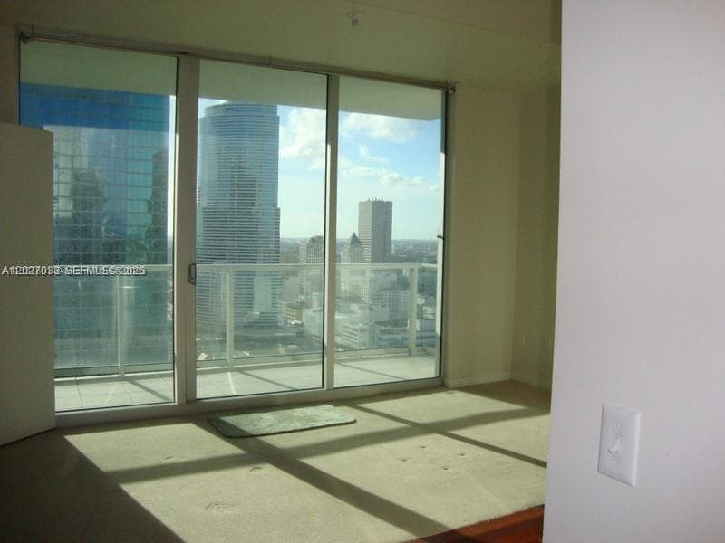 300 S Biscayne Blvd # 2909, Miami FL 33131 photo 5