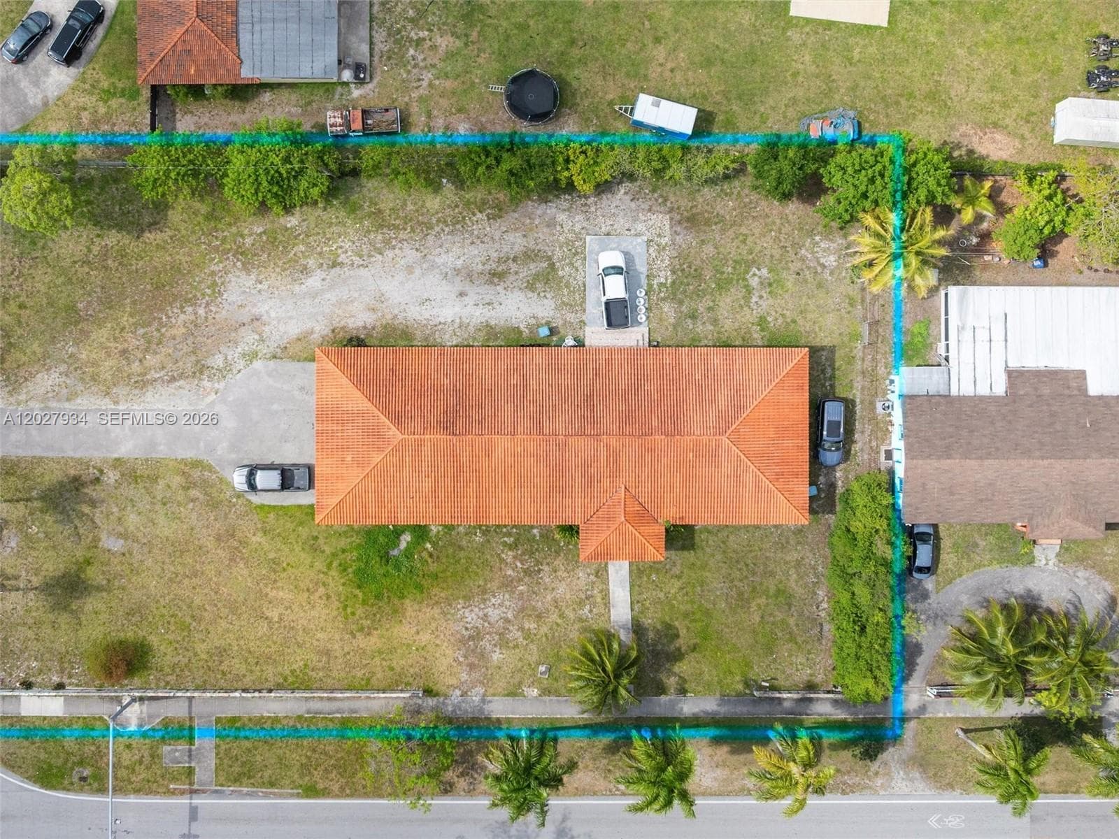 1895 NW 175th St, Miami Gardens FL 33056 photo 2