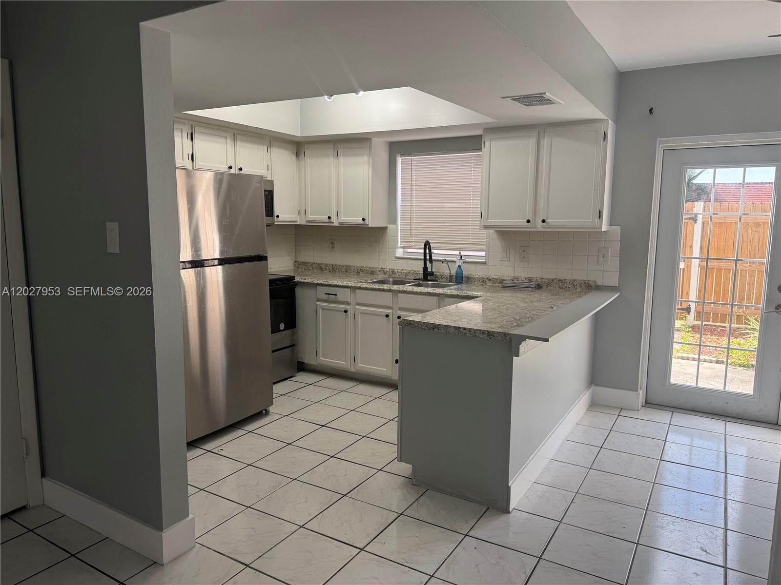 7926 Kimberly Blvd # 202, North Lauderdale FL 33068 photo 4
