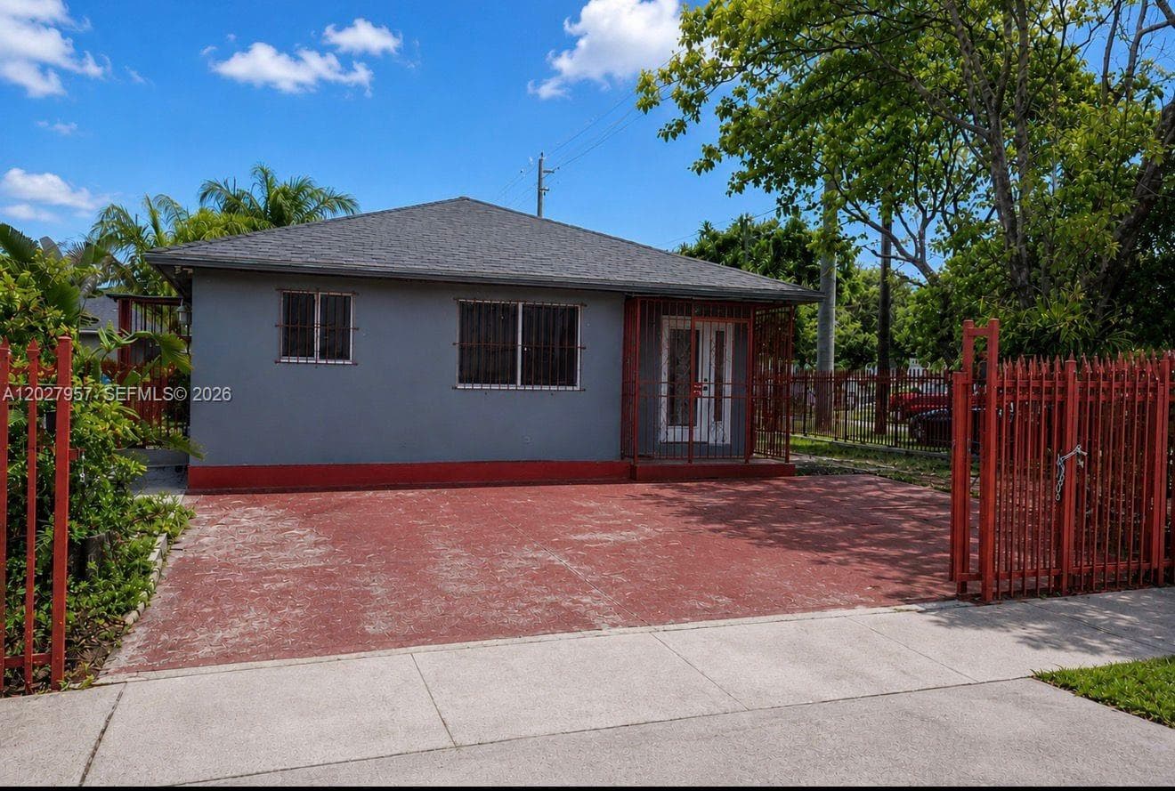 4952 NW 21st Ave # 0, Miami FL 33142 photo 3
