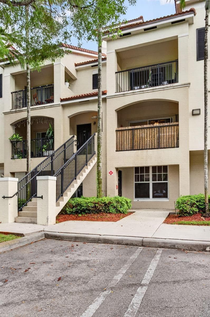 5880 W Sample Road # 206, Coral Springs FL 33067 photo 2