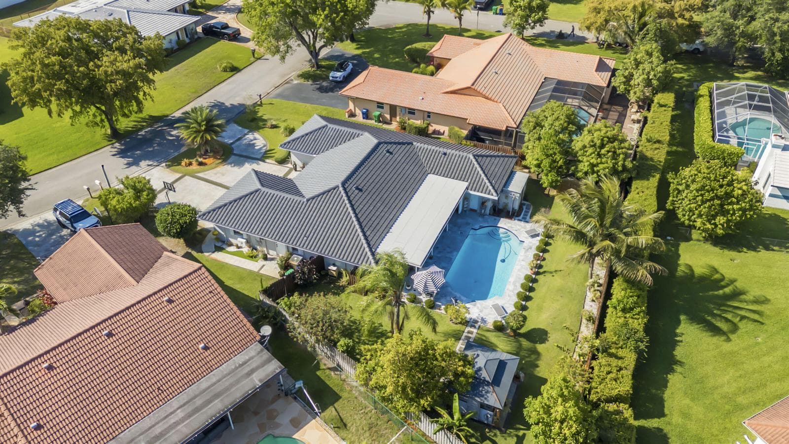 8555 SW 1st Place, Coral Springs FL 33071 photo 2