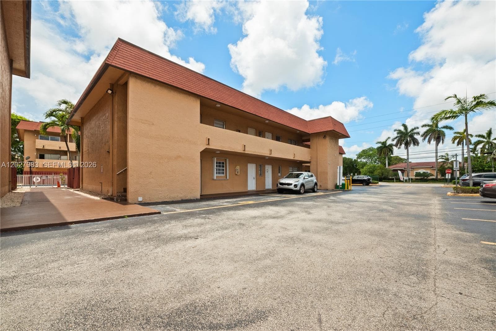 9950 SW 88th St # 4, Miami FL 33176 photo 2
