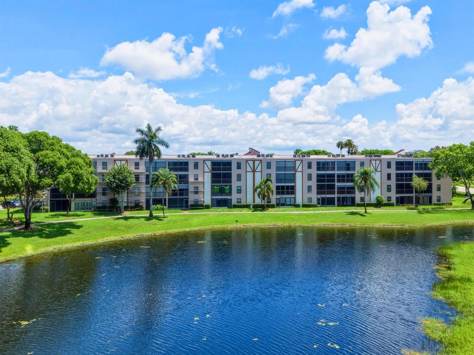 7280 Amberly Lane # 201, Delray Beach FL 33446 photo 2