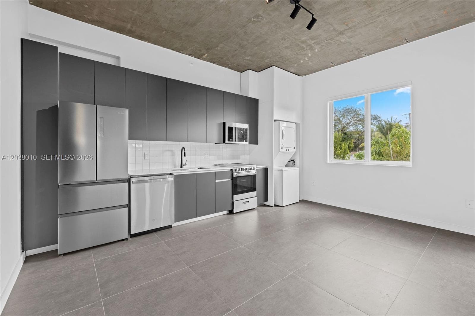 315 NW 32 ST # 307, Miami, FL 33127 photo 5