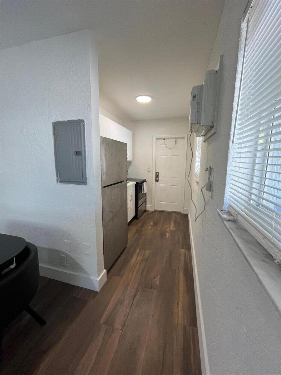 2300 NW 6th Street # 2, Fort Lauderdale, FL 33311 photo 2