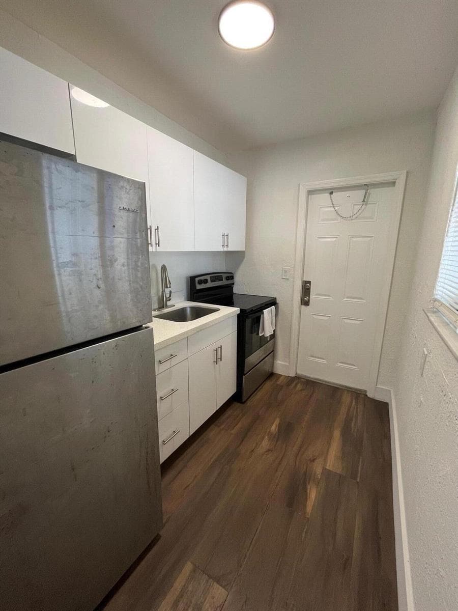 2300 NW 6th Street # 2, Fort Lauderdale, FL 33311 photo 3