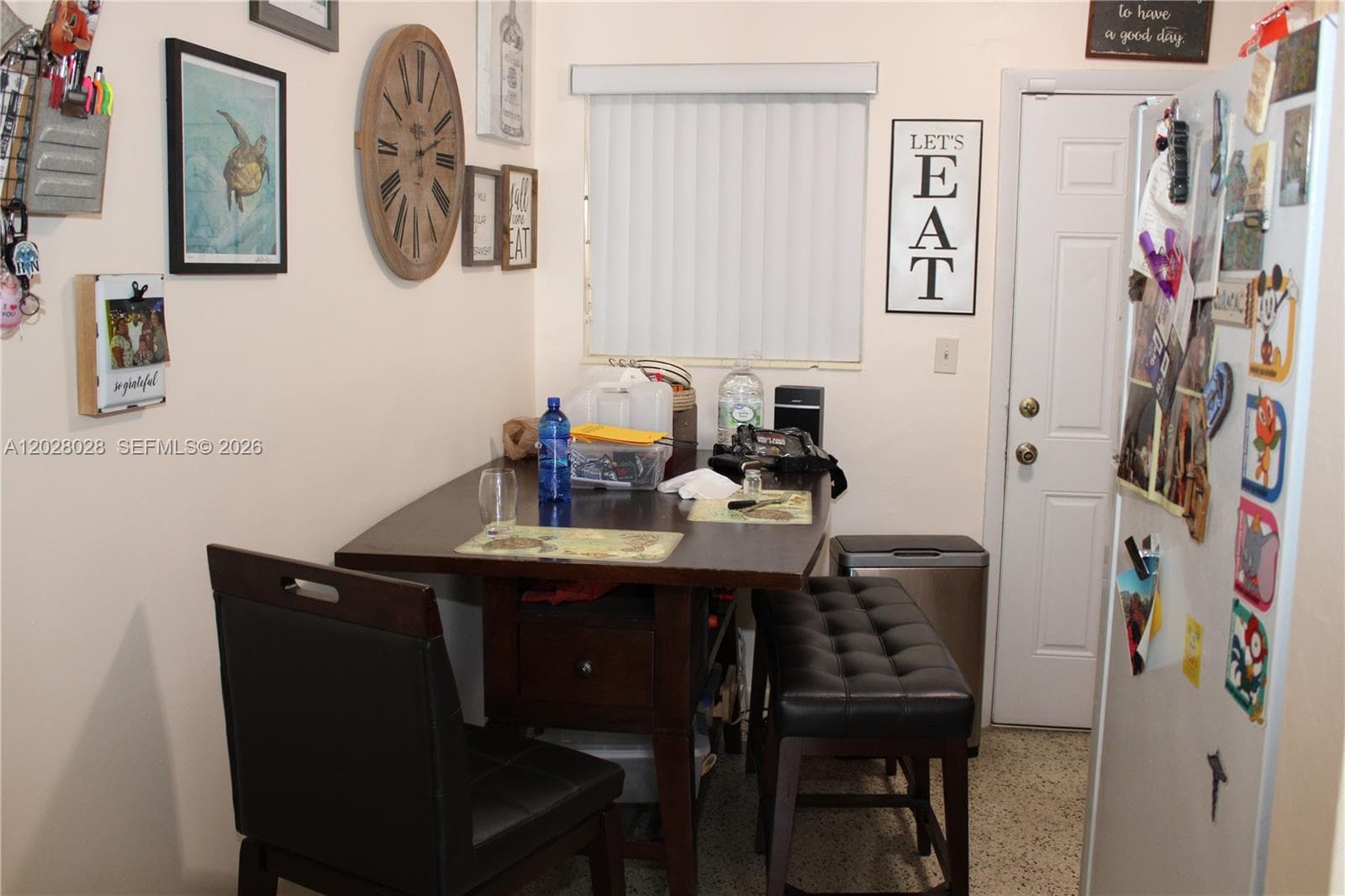 1022 NW 22nd Pl, Miami FL 33125 photo 3