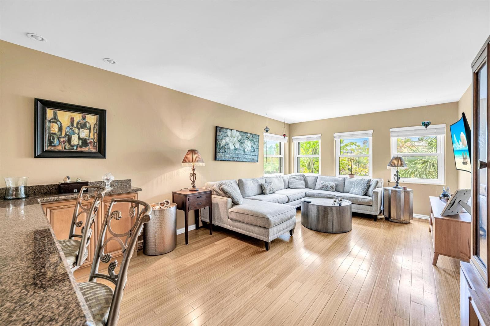 615 NE 12th Avenue # 312, Fort Lauderdale FL 33304 photo 2