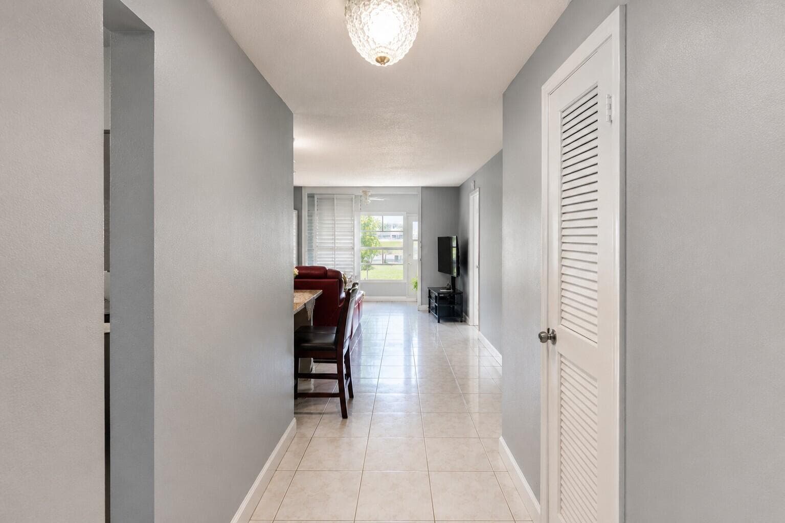 2750 W Sunrise Lakes Drive W # 112, Sunrise FL 33322 photo 2