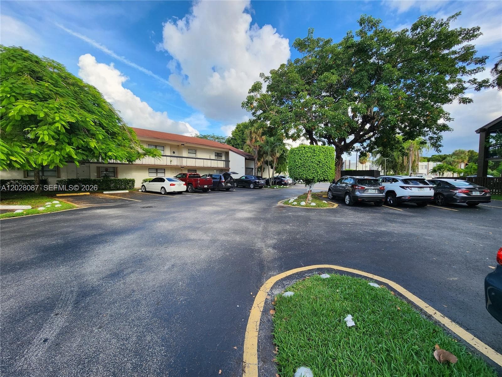 461 NW 107 Ave # 102, Miami, FL 33172 photo 3