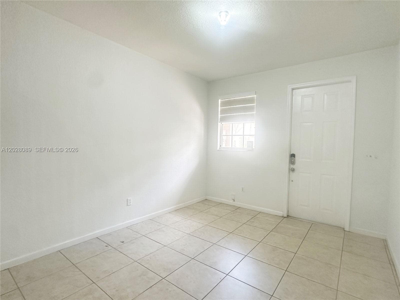 662 NE 21st Ter, Homestead FL 33033 photo 3