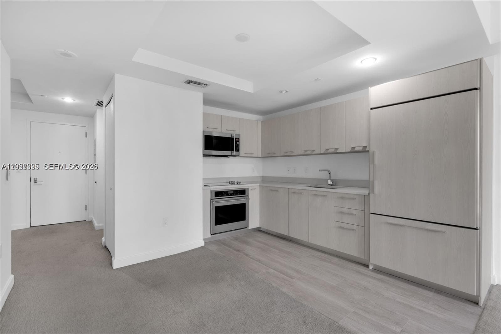 45 SW 9th St # 2204, Miami FL 33130 photo 3
