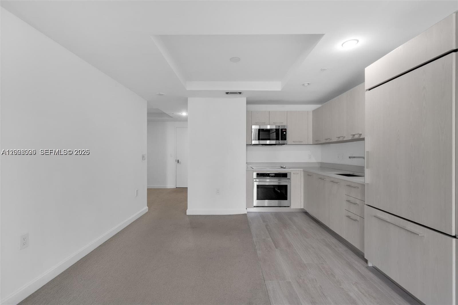 45 SW 9th St # 2204, Miami FL 33130 photo 4