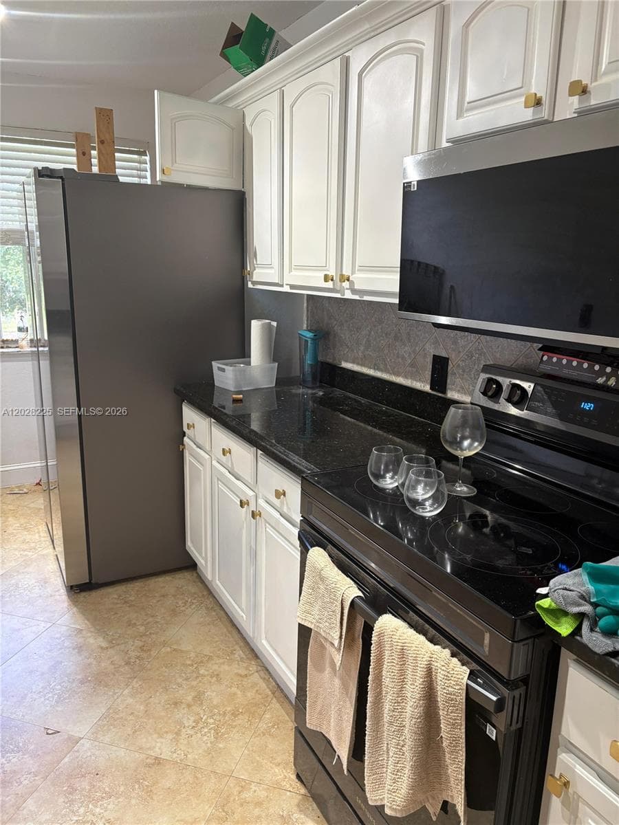 8761 Wiles Rd # 301, Coral Springs FL 33067 photo 2