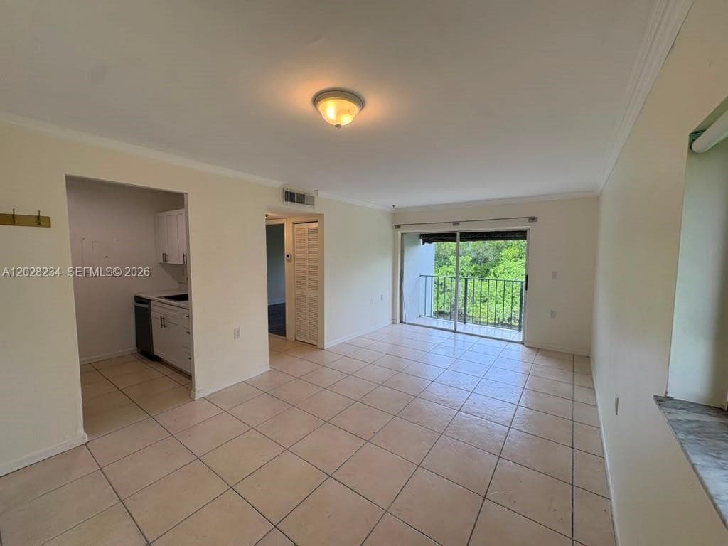 1141 Lake Victoria Dr # F, Palm Beach FL 33411