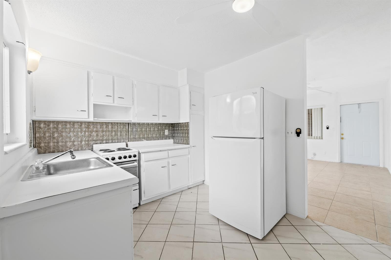 2601 NE 1st Street # 17, Pompano Beach FL 33062 photo 5