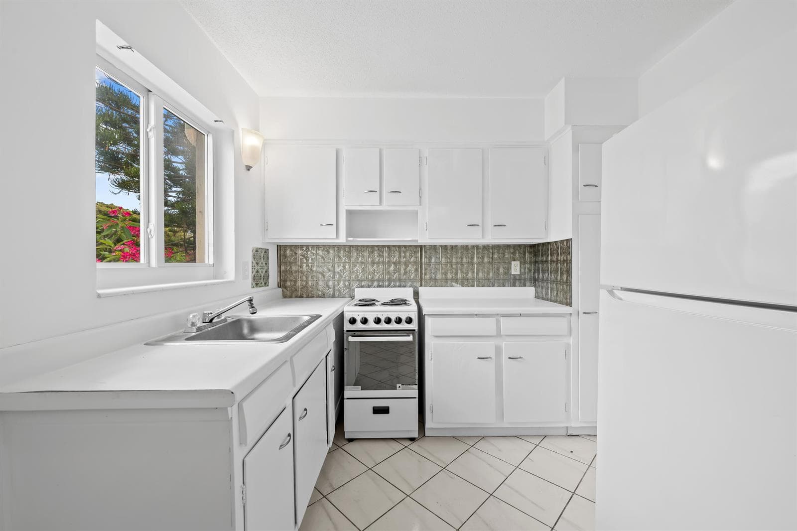 2601 NE 1st Street # 17, Pompano Beach FL 33062 photo 4