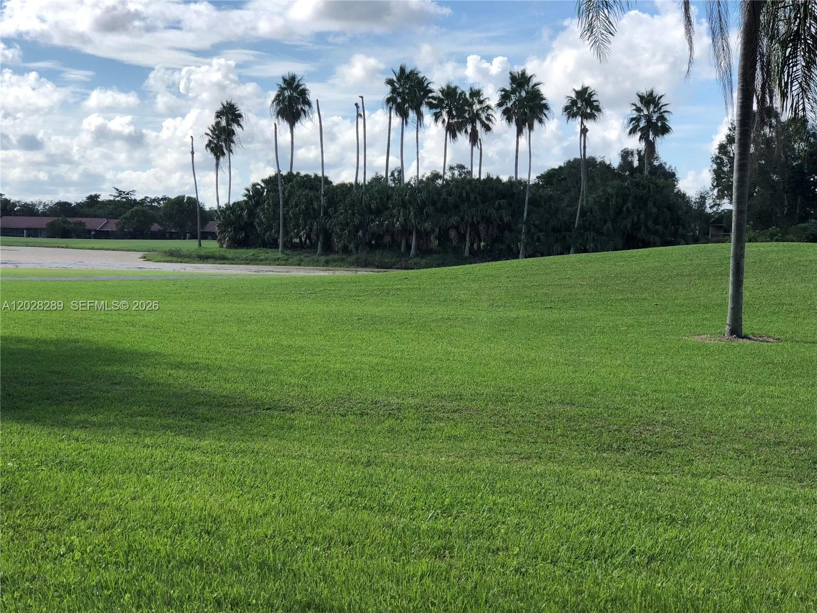 16300 Golf Club Rd # 105, Weston FL 33326 photo 2