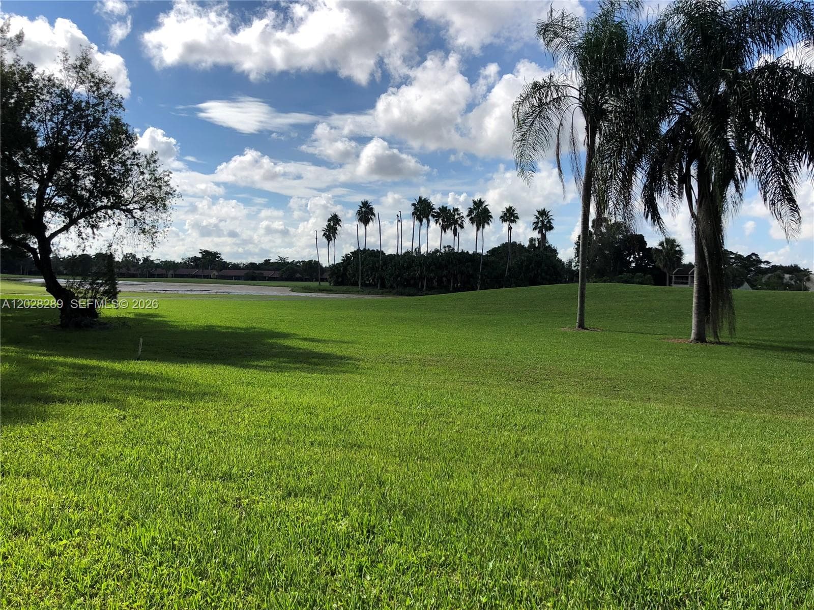16300 Golf Club Rd # 105, Weston FL 33326 photo 3
