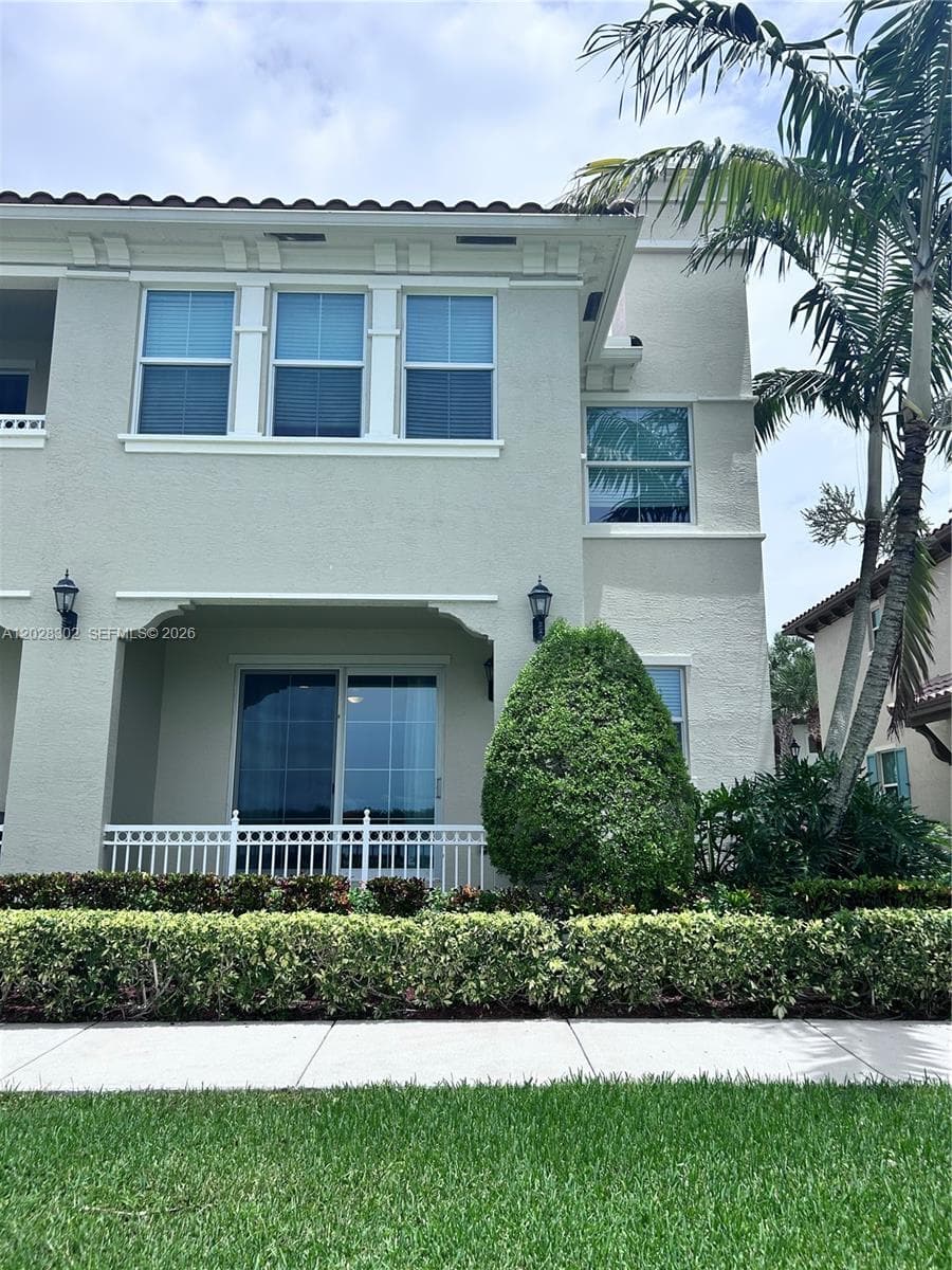 3057 Tortola Way, Hollywood FL 33024 photo 3