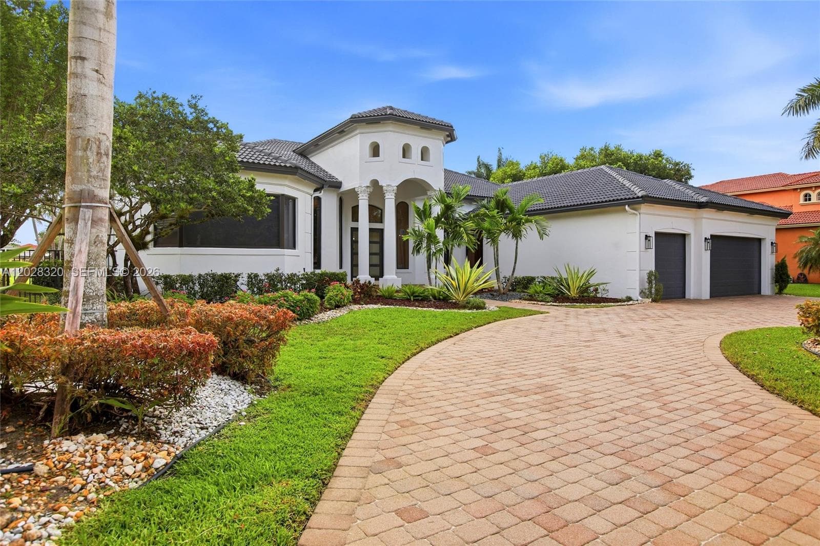 3250 W Stonebrook Cir, Davie FL 33330 photo 2