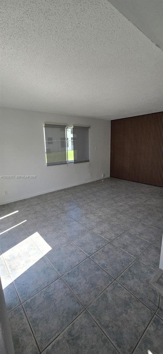2120 Sherwood Forest Blvd # 30, West Palm Beach FL 33415 photo 2