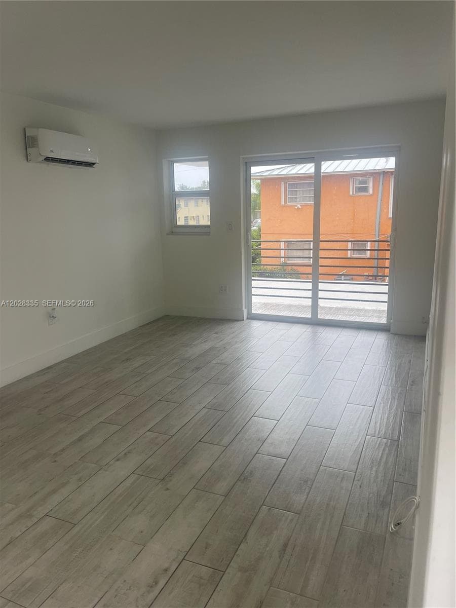 2008 SW 3rd St # 4, Miami, FL 33135 photo 4