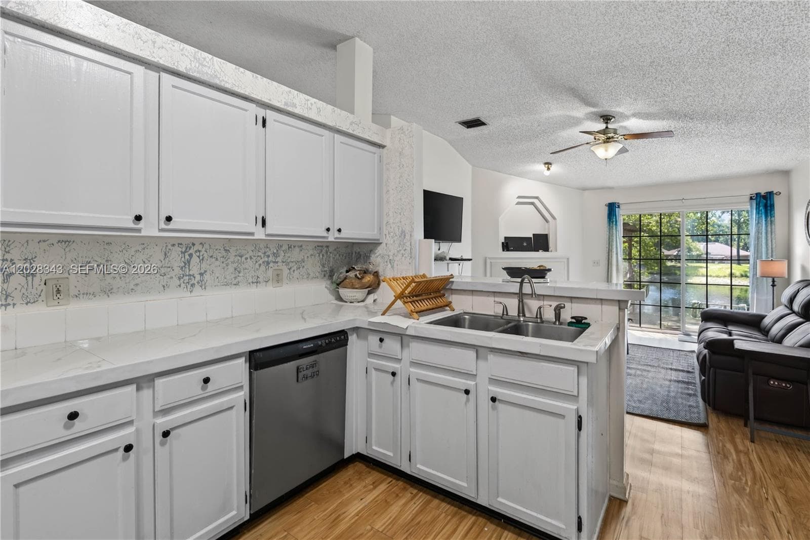 1641 spring oaks ln, Jacksonville FL 32221 photo 5