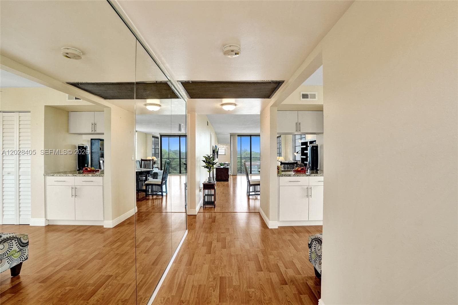 901 Colony Point Cir # 501, Pembroke Pines FL 33026 photo 2