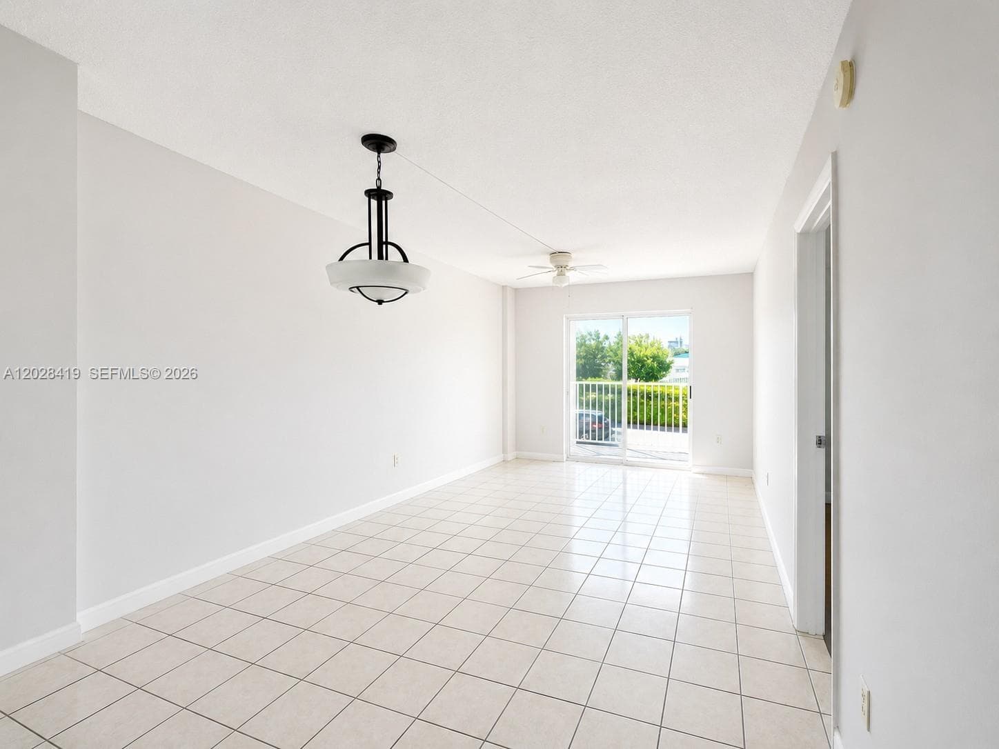 16465 NE 22nd Avenue # 206, North Miami Beach FL 33160 photo 2