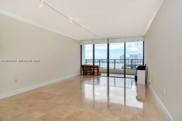 555 NE 15th St # 16H, Miami FL 33132 photo 4