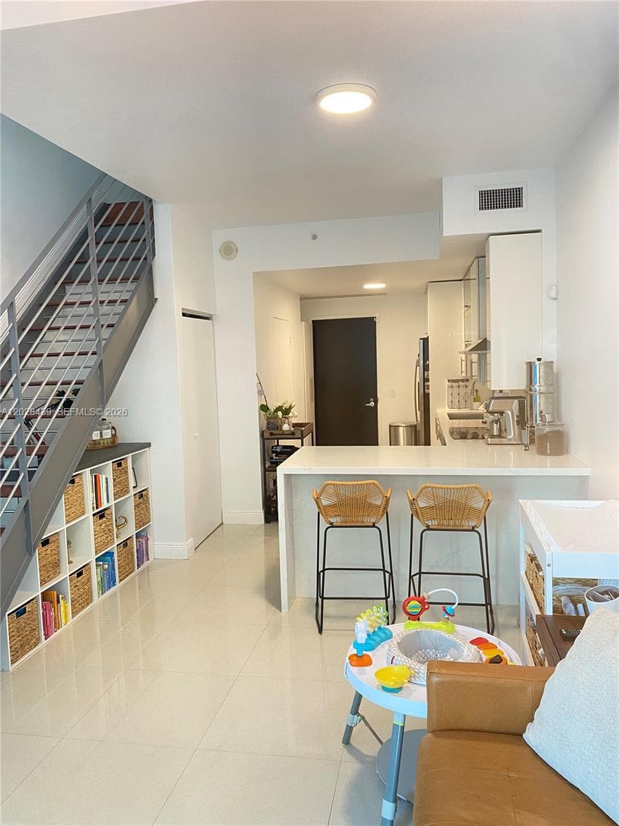 60 SW 13th St # 2212, Miami FL 33130 photo 5