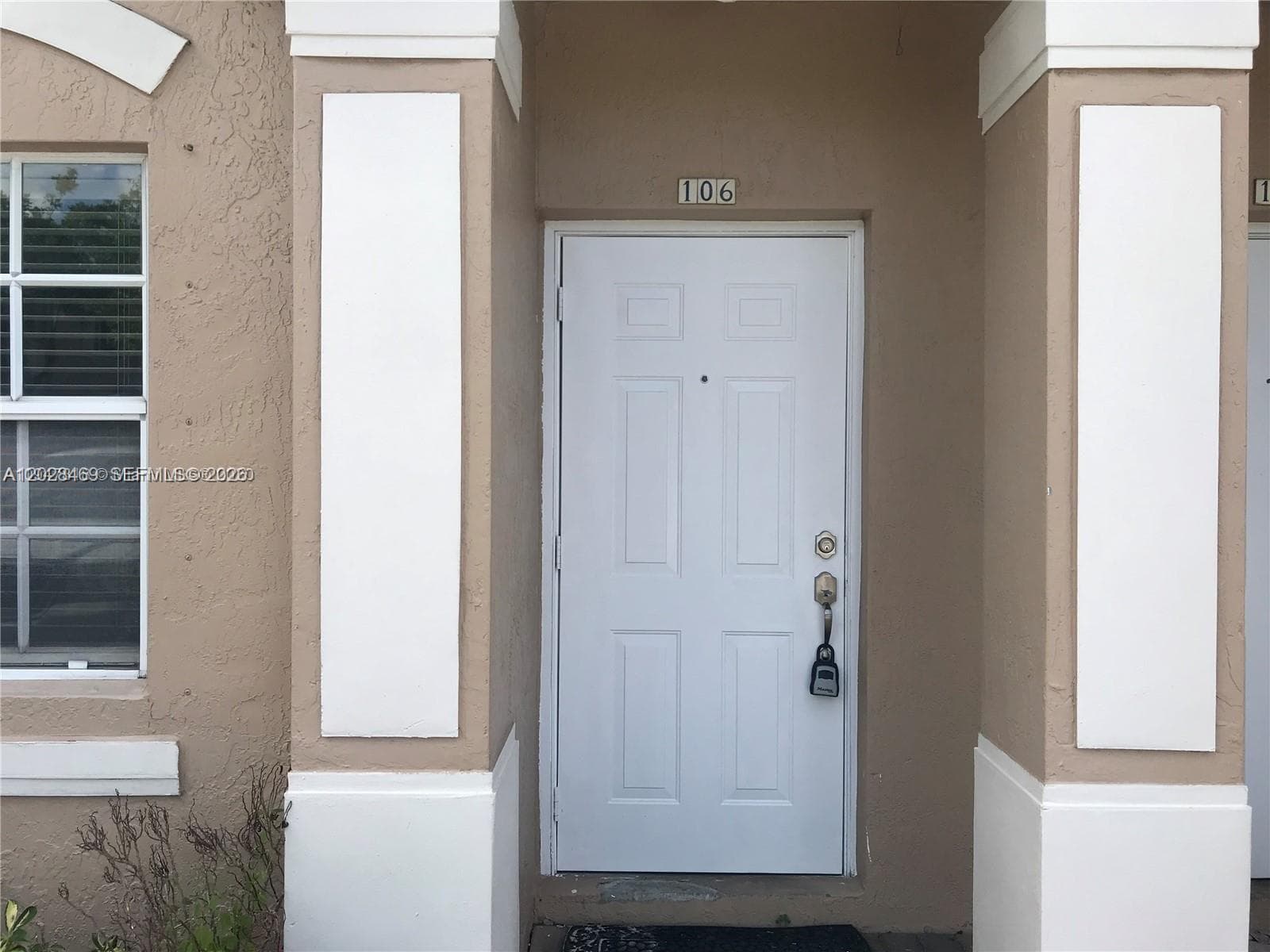5743 NW 114th Path # 106, Doral FL 33178 photo 2