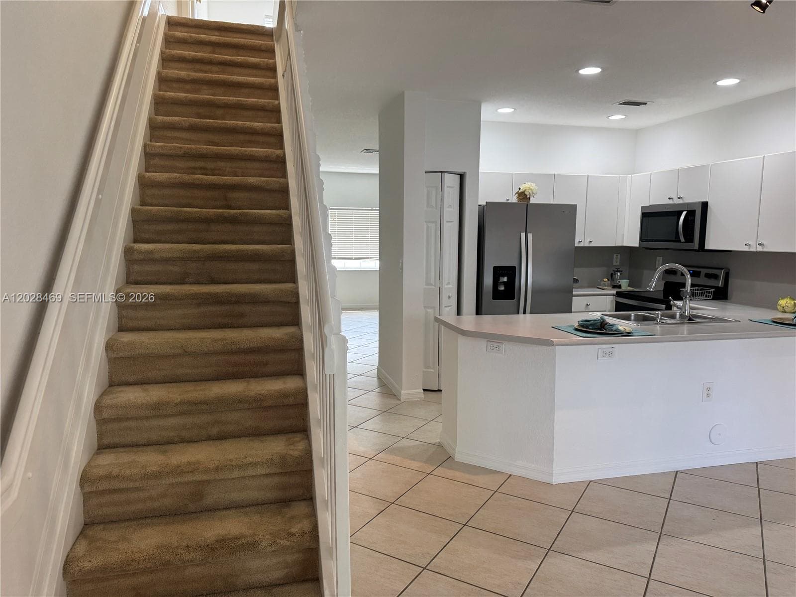5743 NW 114th Path # 106, Doral FL 33178 photo 4