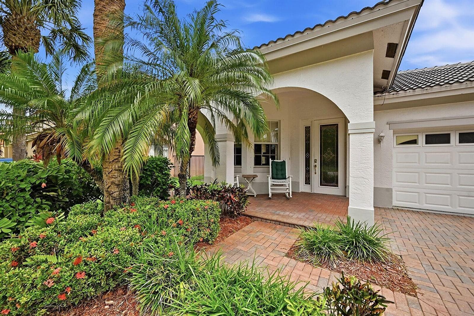 310 Venice Boulevard, Royal Palm Beach FL 33411 photo 2