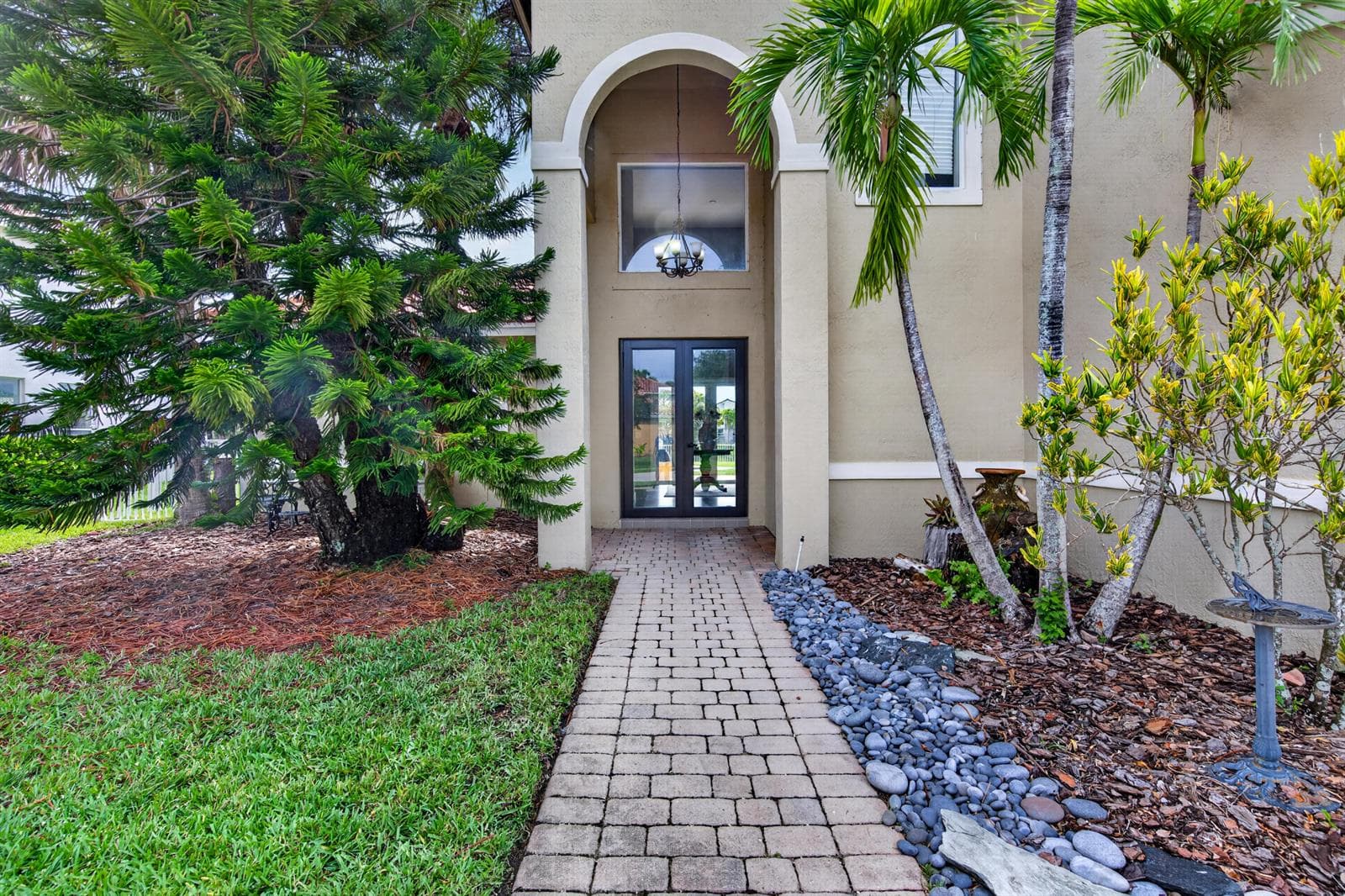 791 SW 191st Avenue, Pembroke Pines FL 33029 photo 2