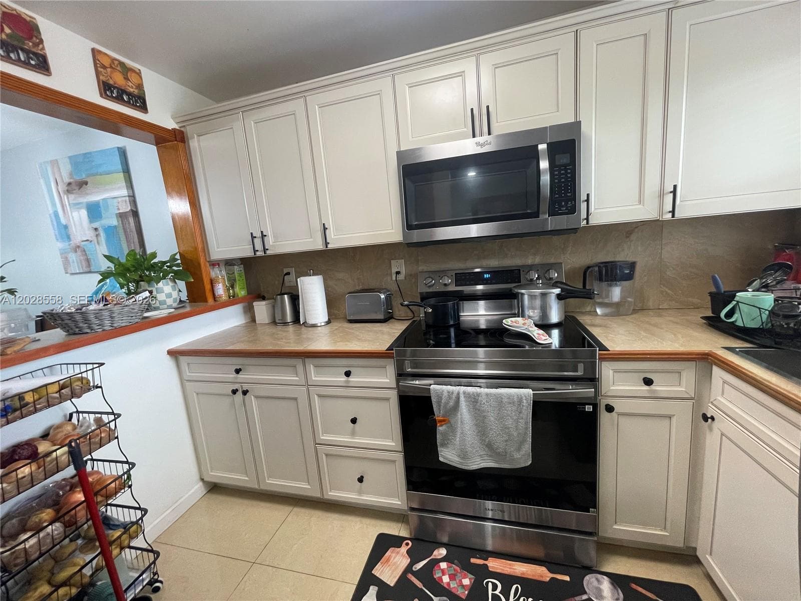 9281 Sunrise Lakes Blvd # 209, Sunrise FL 33322 photo 2