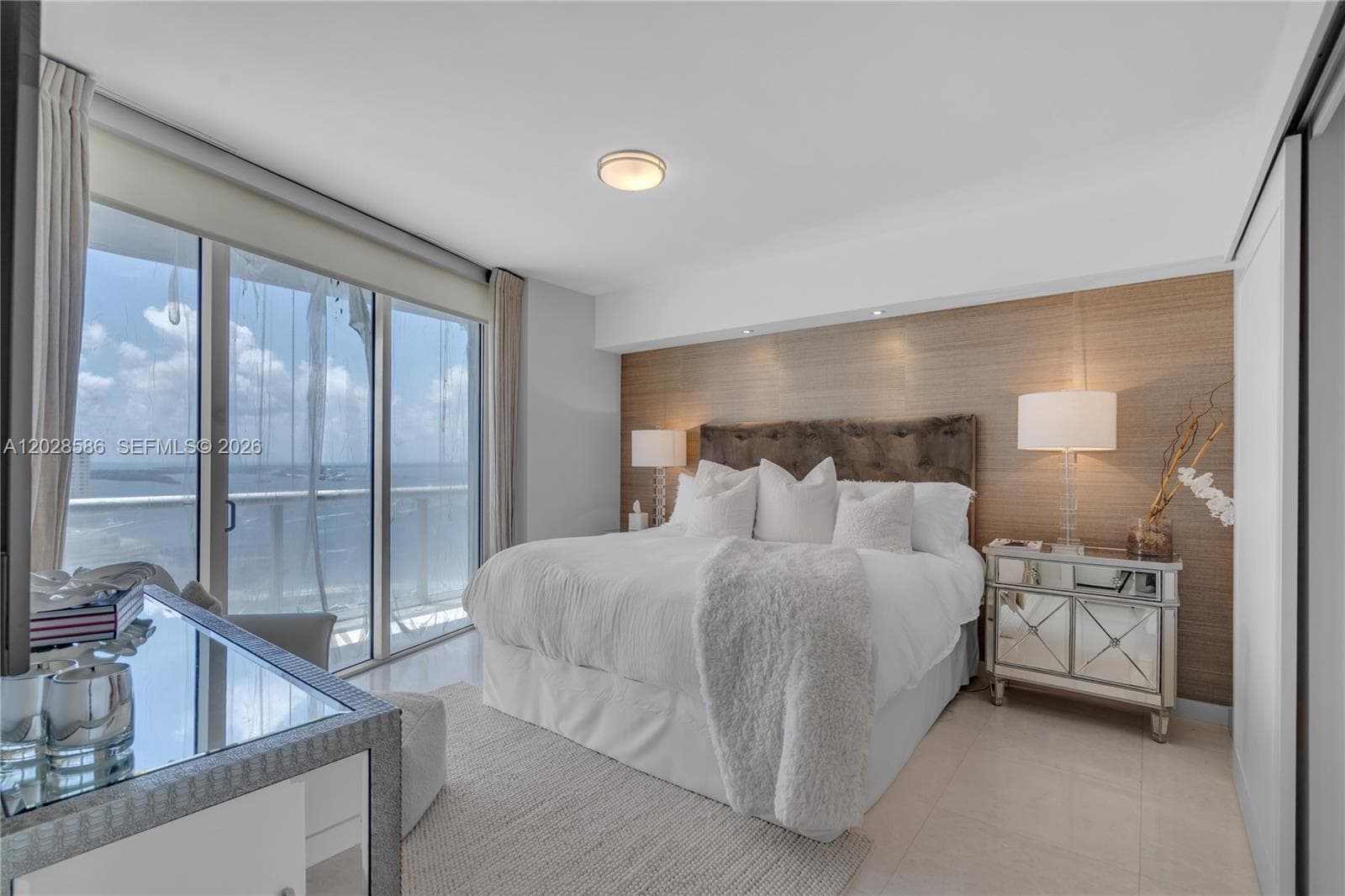 465 Brickell Ave # 2703, Miami FL 33131 photo 5