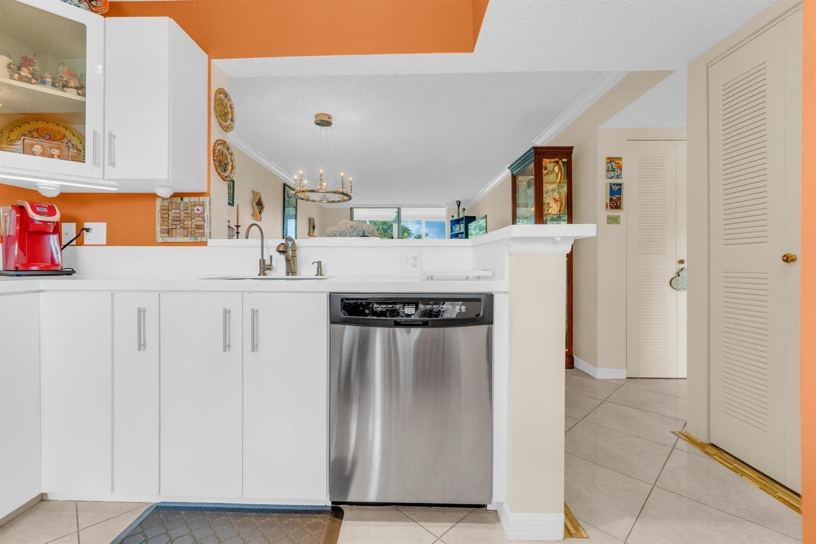 6795 Huntington Lane # 306, Delray Beach FL 33446 photo 4