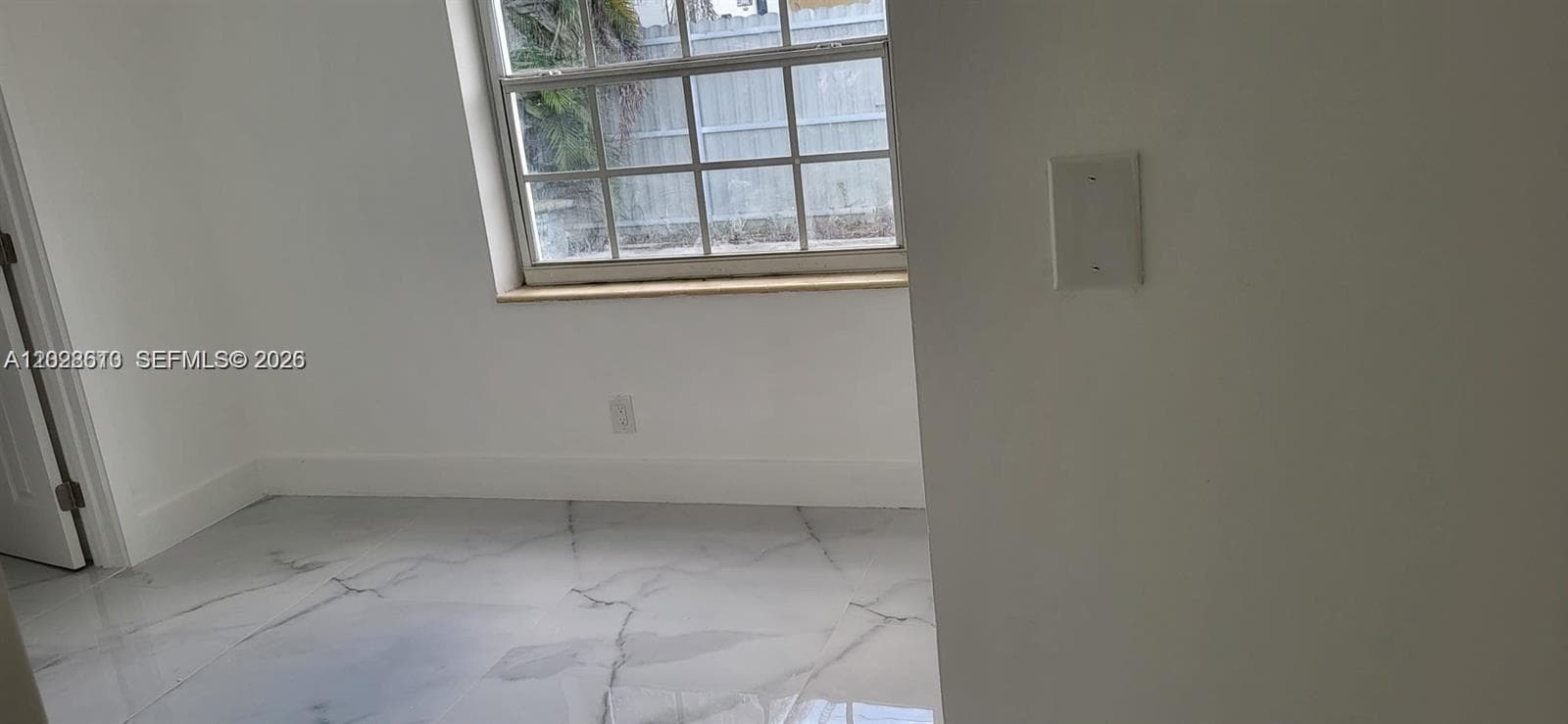 712 Hialeah Dr, Hialeah FL 33010 photo 3