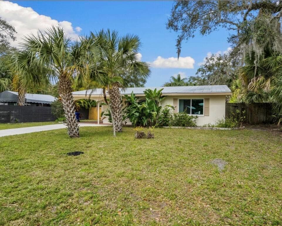 515 Cypress Road, Vero Beach FL 32963 photo 2