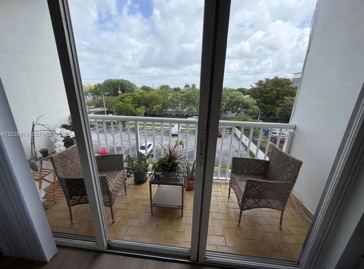 3551 SW 9th Ter # 409, Miami, FL 33135 photo 5