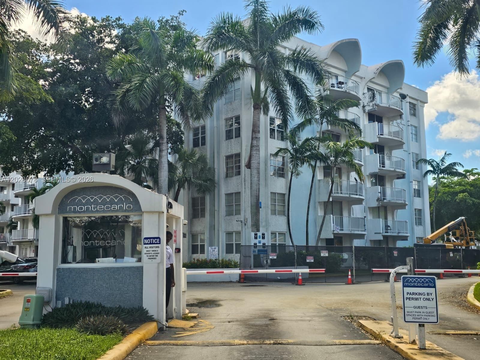 492 NW 165th St Rd # 211, Miami FL 33169 photo 2