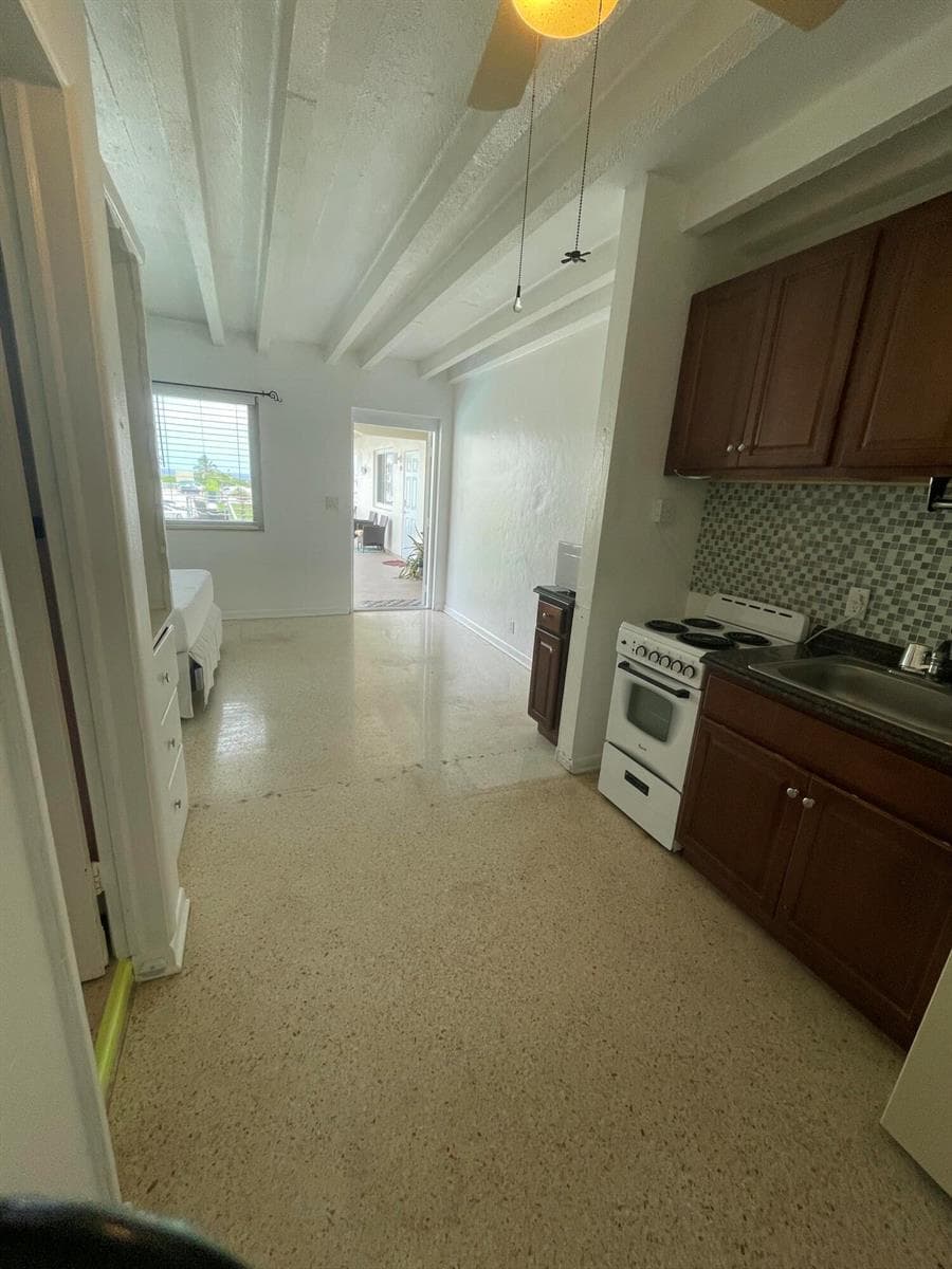 100 Cascade Lane # 8, Palm Beach Shores FL 33404 photo 5
