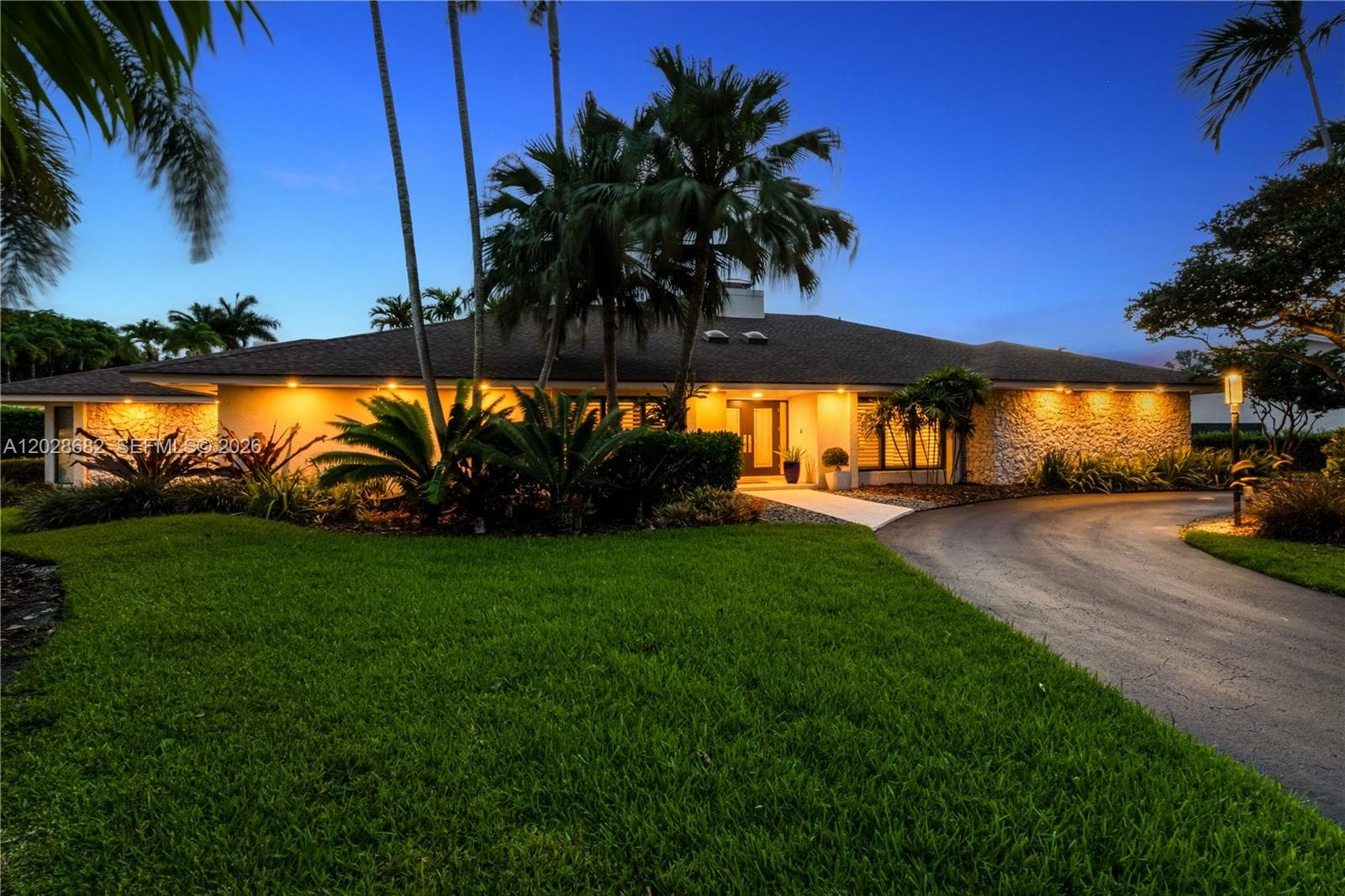 12926 SW 104th Pl, Miami FL 33176 photo 2
