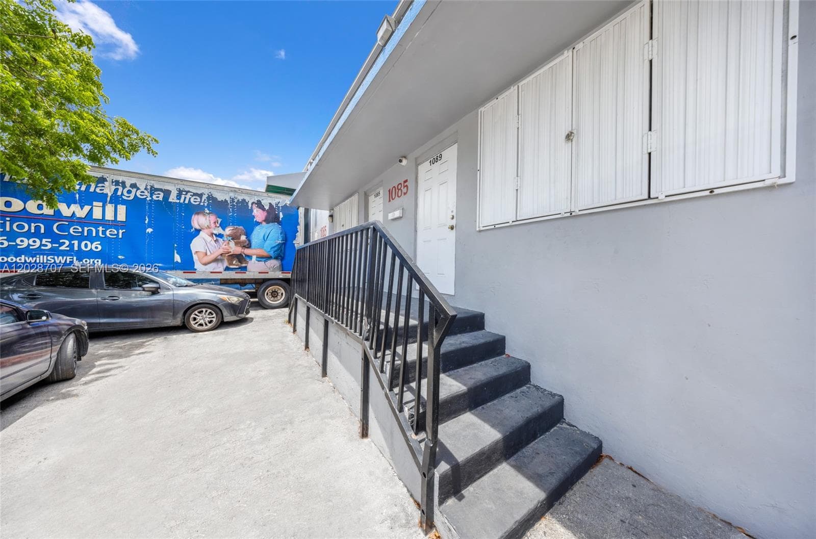 1085 E 27th St, Hialeah FL 33013 photo 5
